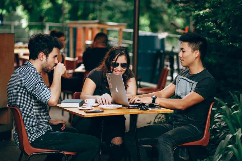 group of friends hanging out stockpack pexels scaled